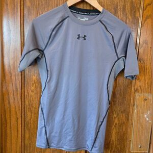 Under Armour Steel Gray Compression Performance Tee Size Medium